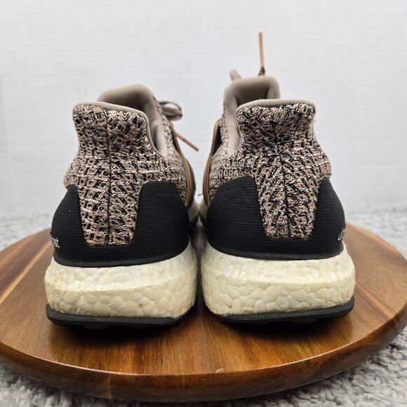 Adidas Men 10.5 Ultra Boost 4.0 Ash Pearl Athletic Gym Daily Running Shoe BB6174 - Picture 2 of 12